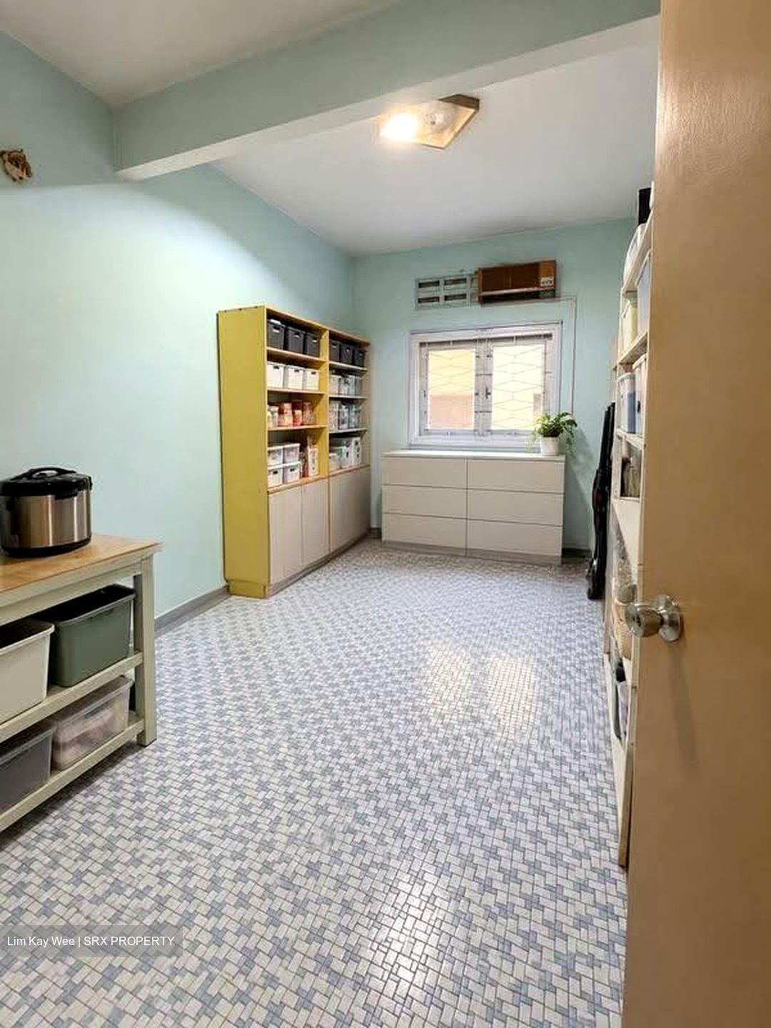Onan Road (D15), Terrace #620134271